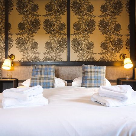 Traquair Arms Hotel 이너리슨 외부 사진