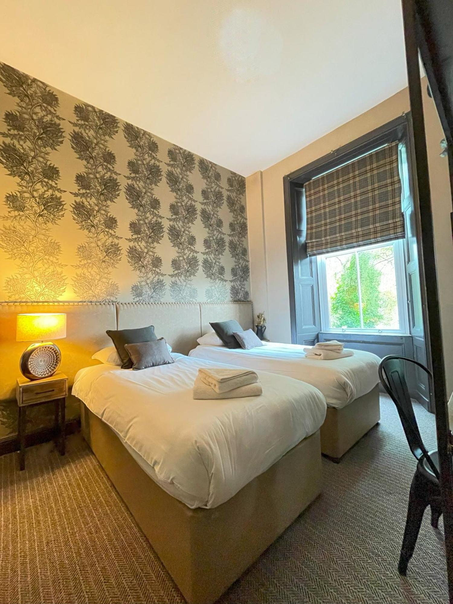 Traquair Arms Hotel 이너리슨 외부 사진