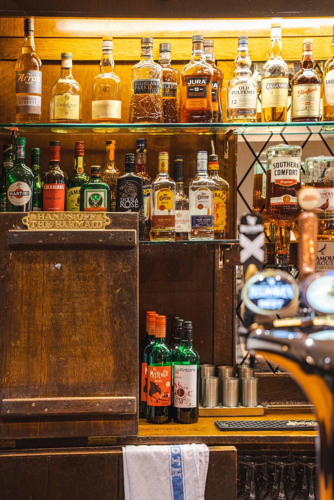 Traquair Arms Hotel 이너리슨 외부 사진