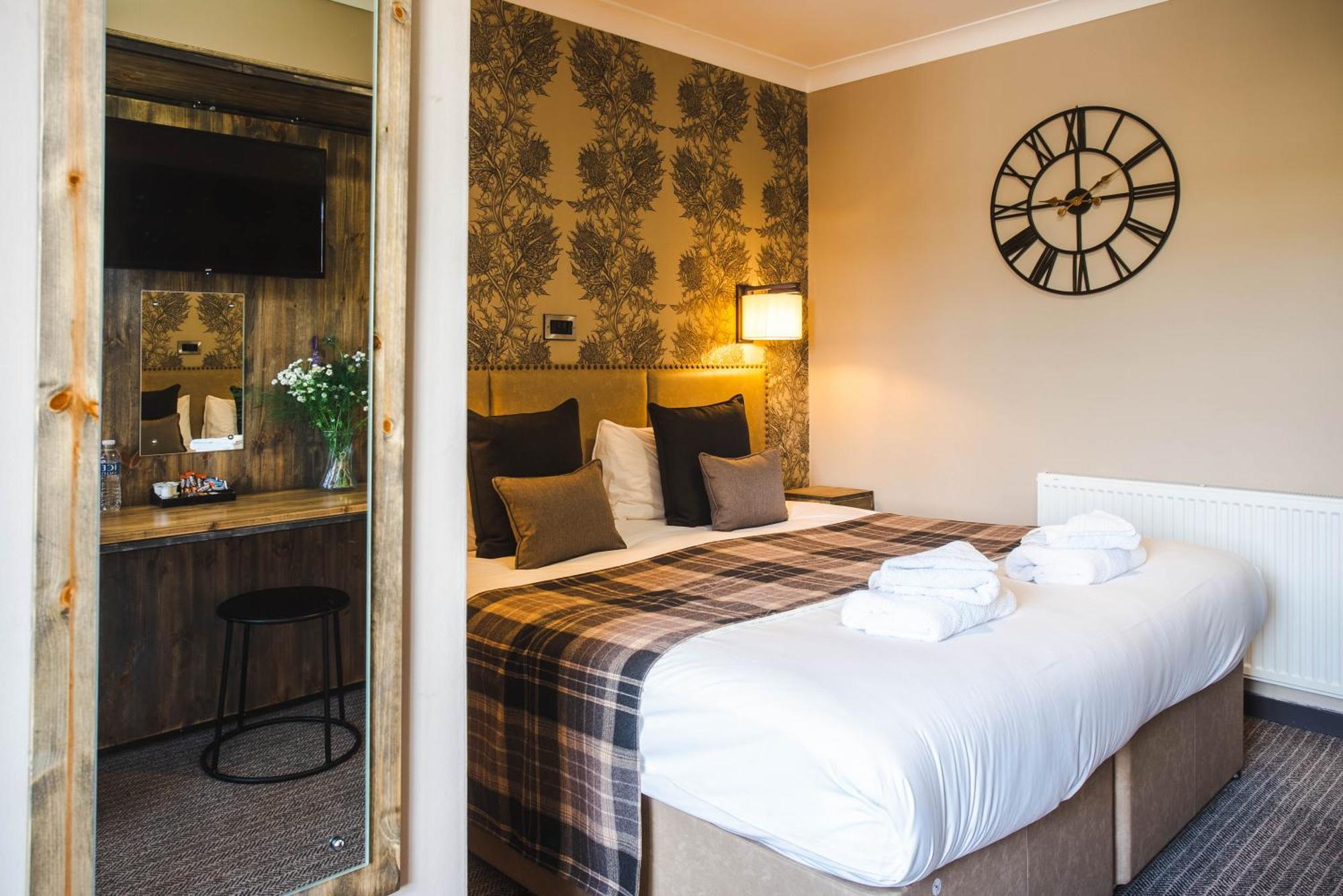 Traquair Arms Hotel 이너리슨 외부 사진