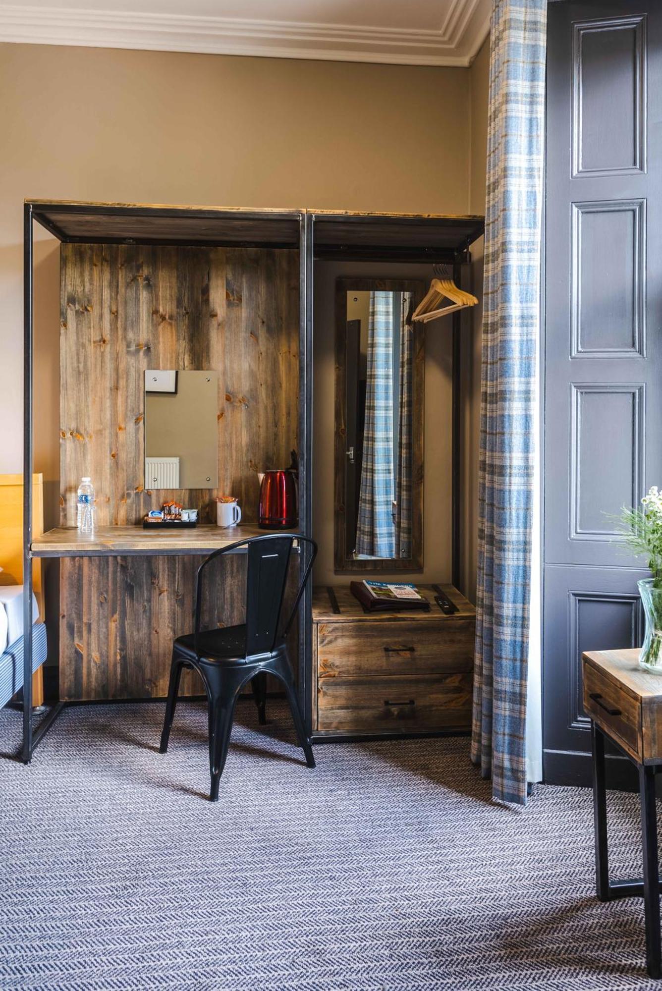 Traquair Arms Hotel 이너리슨 외부 사진